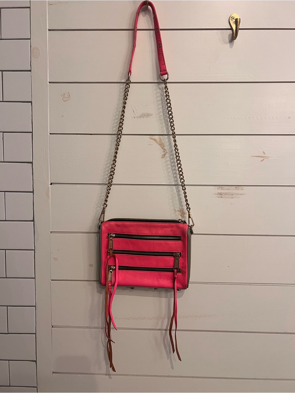 Y2K Women's Hot Pink Crossbody Bag with Chain Strap - Picture 2 of 11